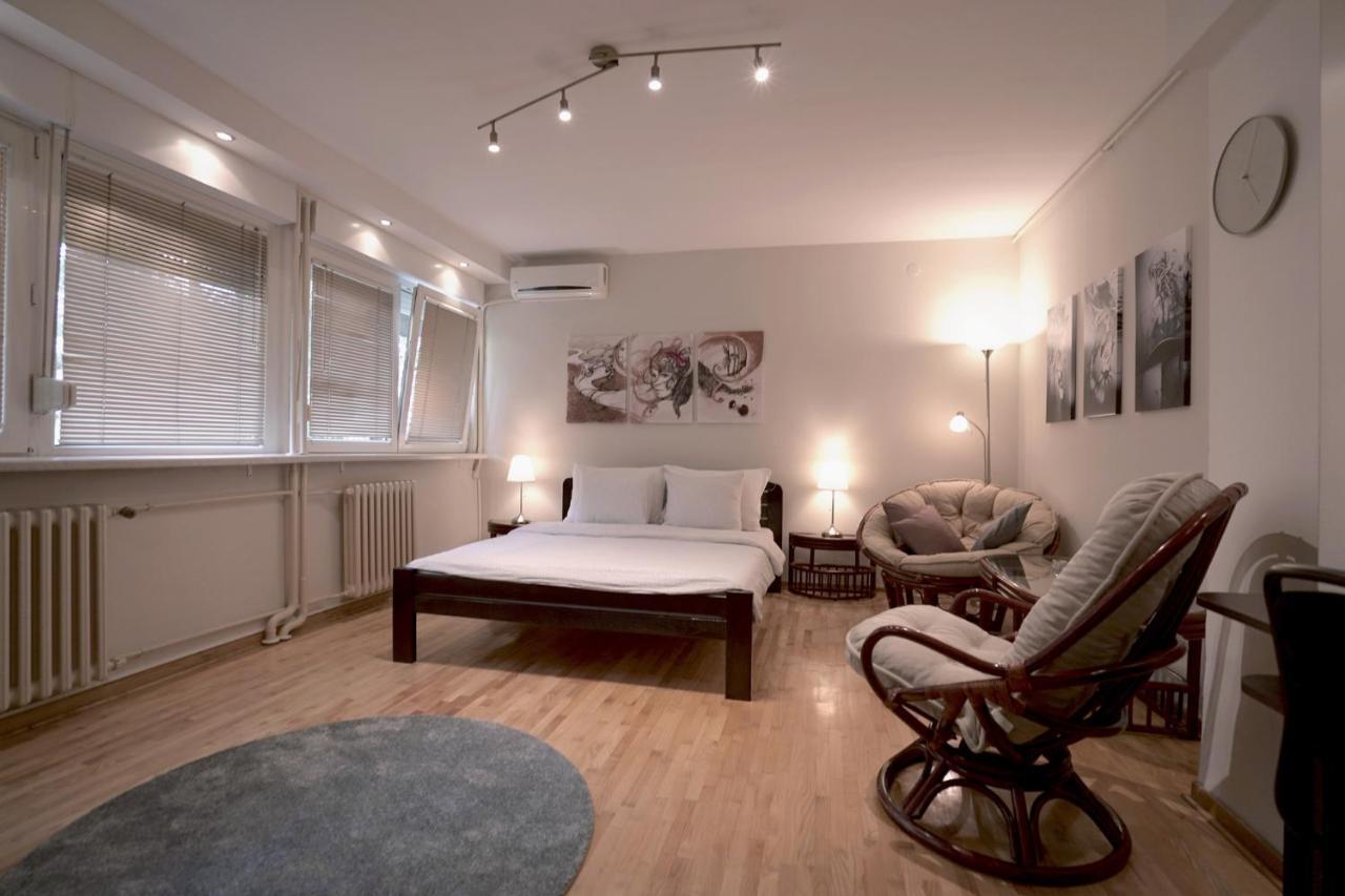 Ratan Apartment เบลเกรด ภายนอก รูปภาพ